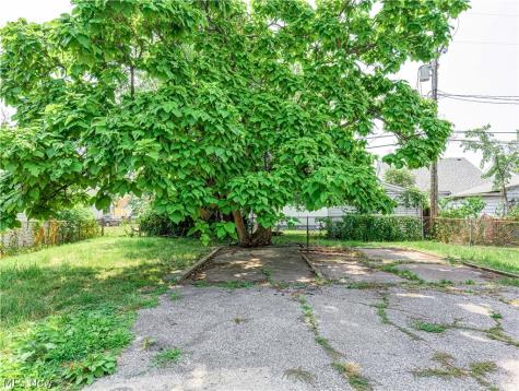 10922 Sandusky Avenue Cleveland OH 44105
