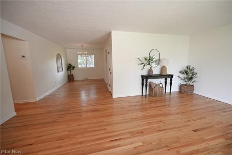 2745 Brian Drive Parma OH 44134