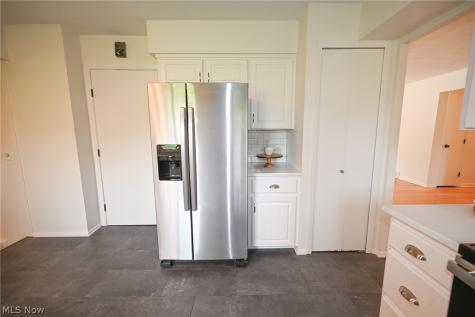 2745 Brian Drive Parma OH 44134