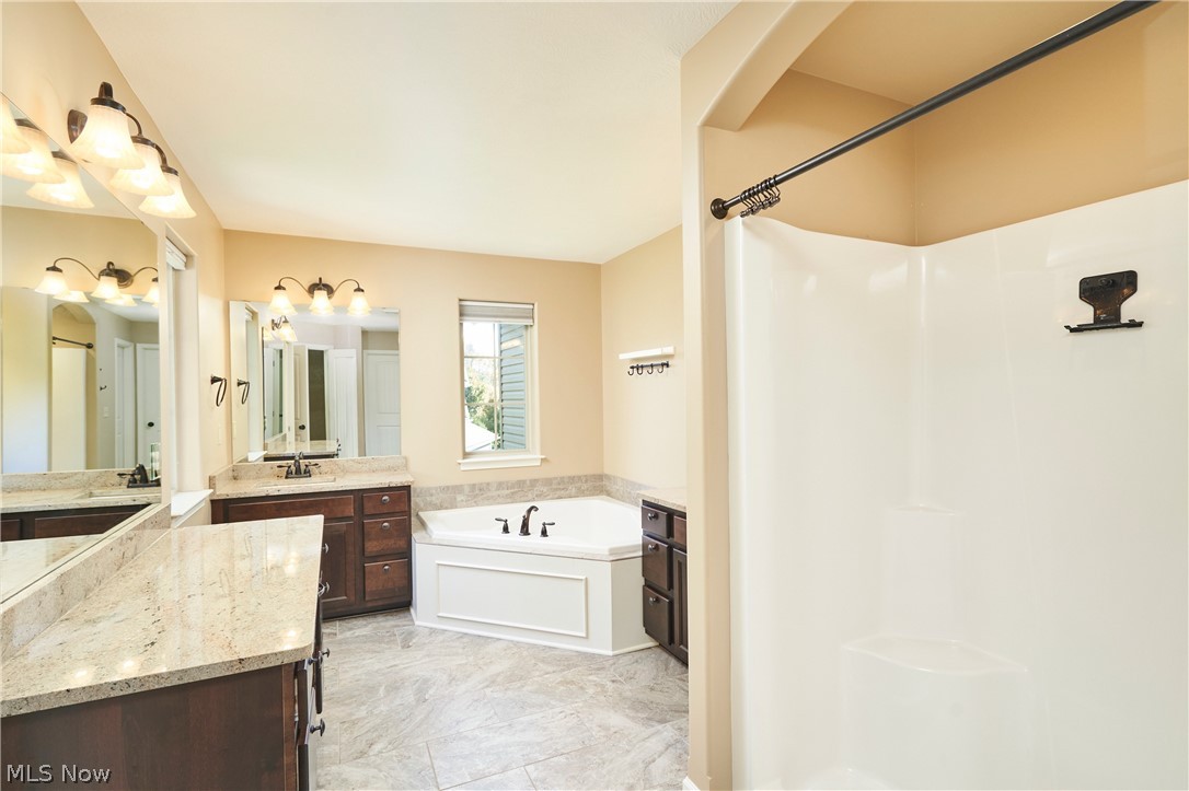 653 Archwood Road Wadsworth OH 44281