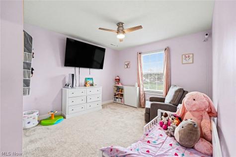 3268 Stoneleigh Road NE Canton OH 44721