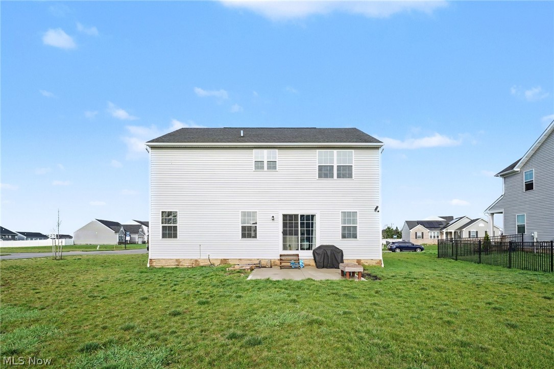 3268 Stoneleigh Road NE Canton OH 44721