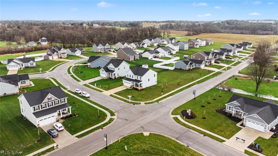 3268 Stoneleigh Road NE Canton OH 44721