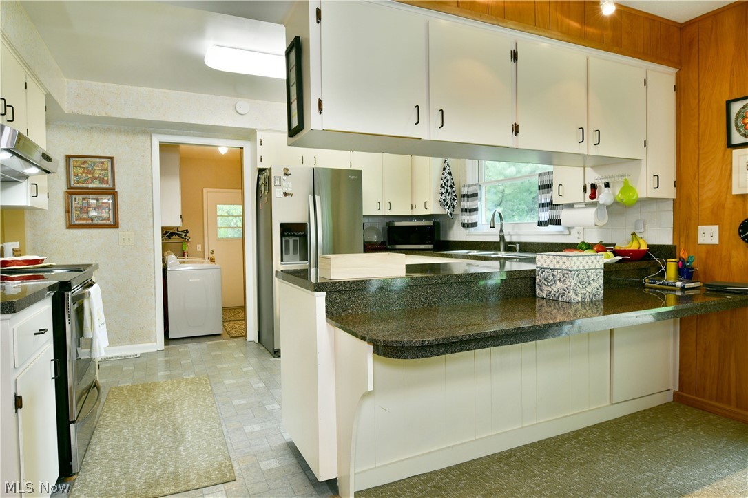8637 Squirrel Hill Drive NE Warren OH 44484