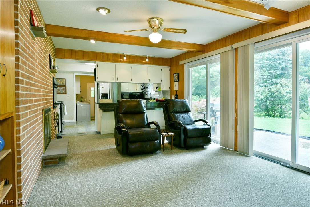 8637 Squirrel Hill Drive NE Warren OH 44484