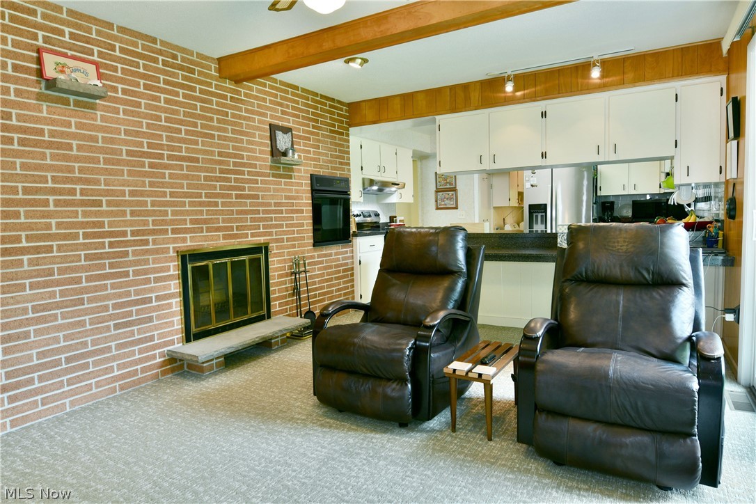 8637 Squirrel Hill Drive NE Warren OH 44484