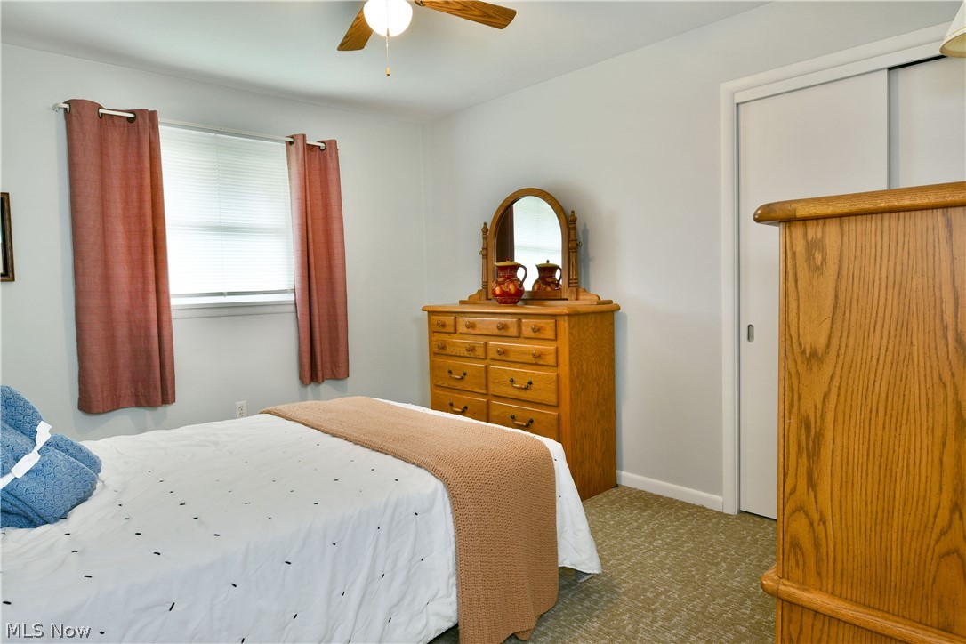 8637 Squirrel Hill Drive NE Warren OH 44484