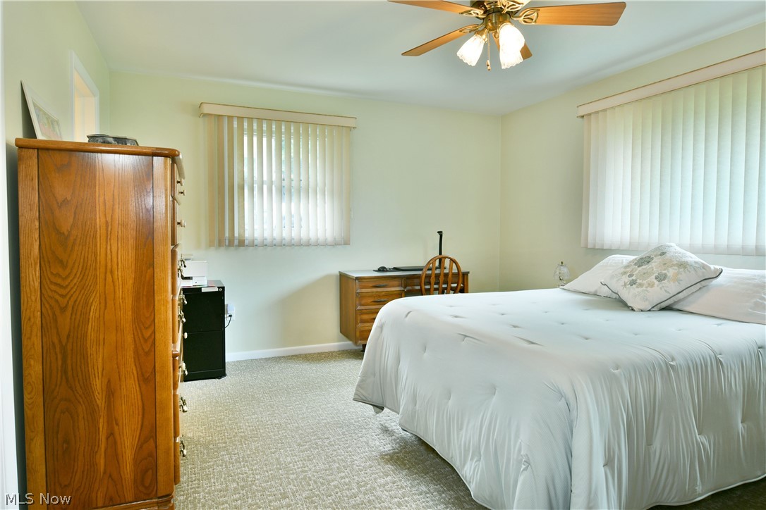 8637 Squirrel Hill Drive NE Warren OH 44484