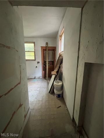 1775 Wickford Road Cleveland OH 44112