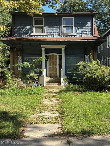 1775 Wickford Road Cleveland OH 44112