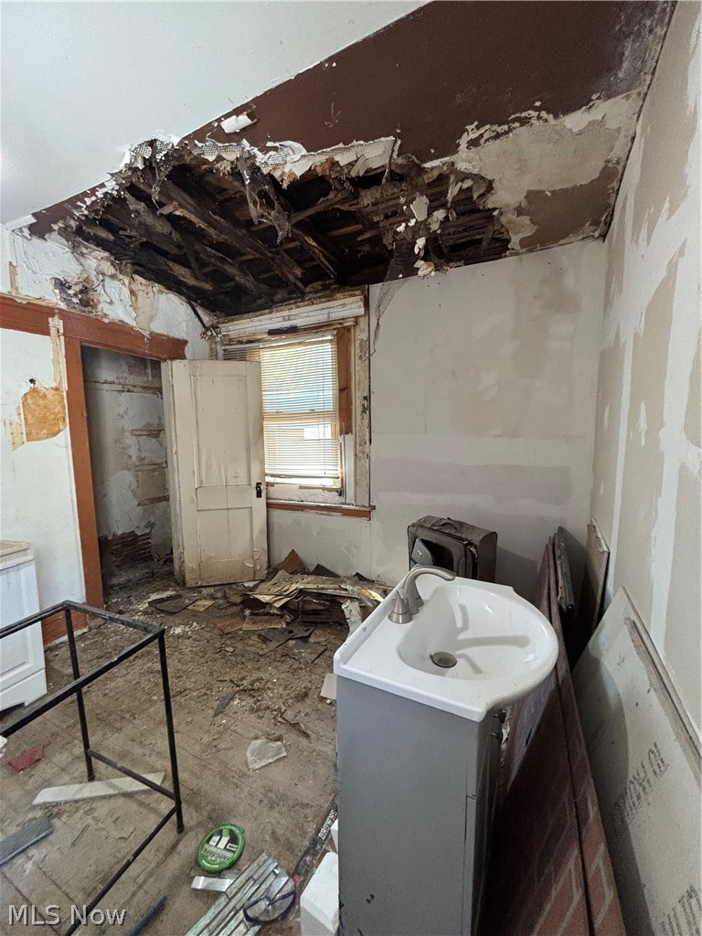 1775 Wickford Road Cleveland OH 44112