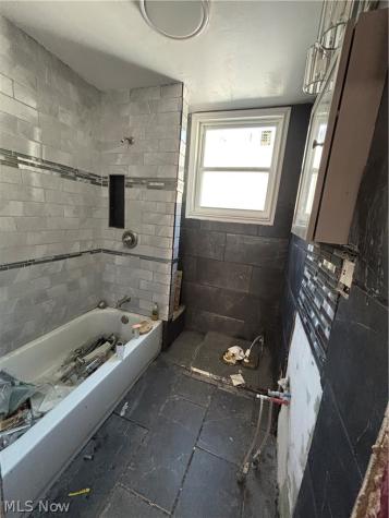 1775 Wickford Road Cleveland OH 44112