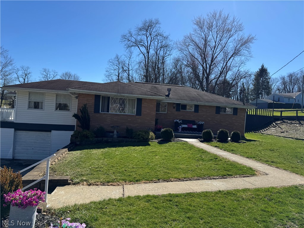 929 May Road East Liverpool OH 43920
