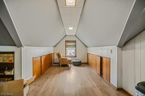 8023 Ivandale Parma OH 44129