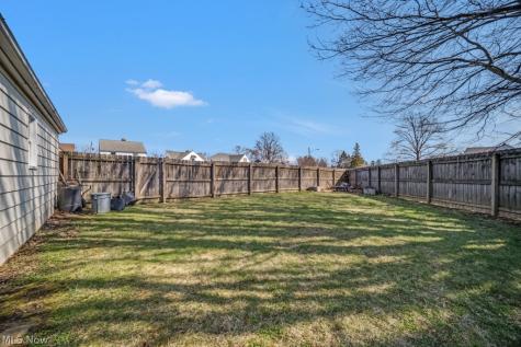 8023 Ivandale Parma OH 44129