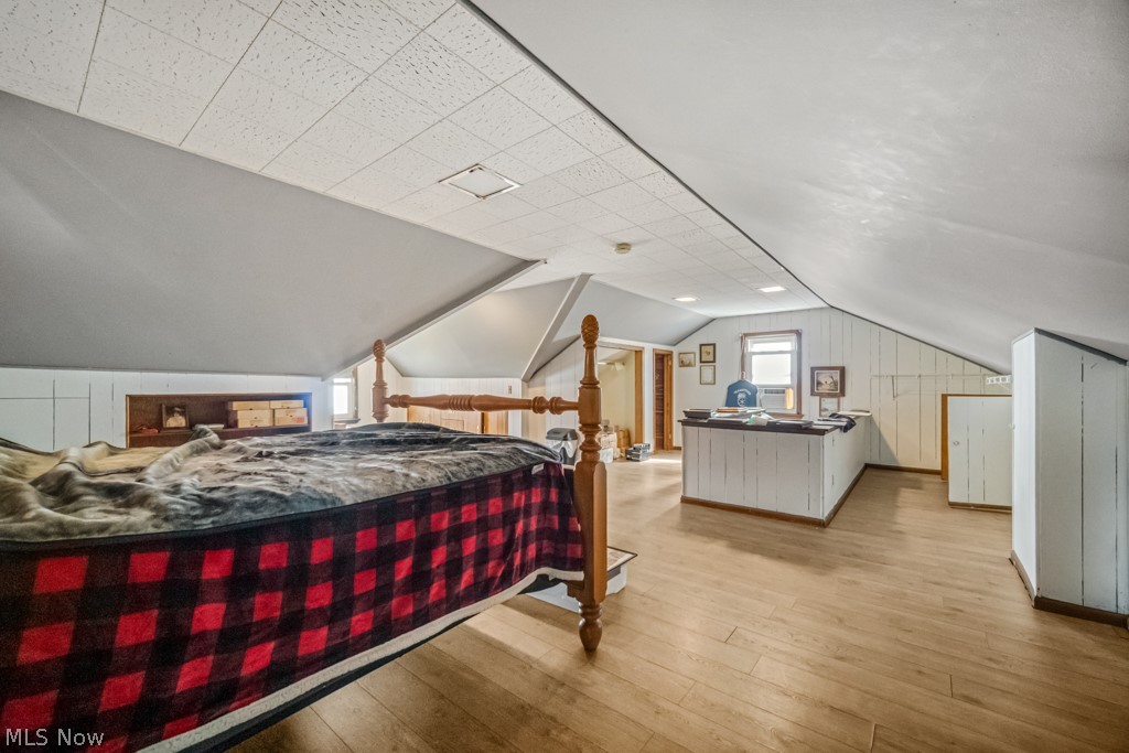 8023 Ivandale Parma OH 44129