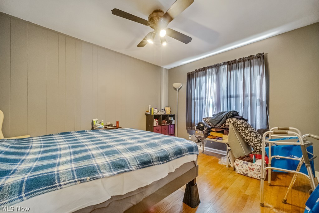8023 Ivandale Parma OH 44129