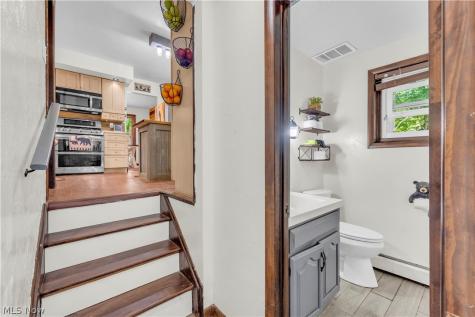 5239 Sleepy Hollow Road Valley City OH 44280