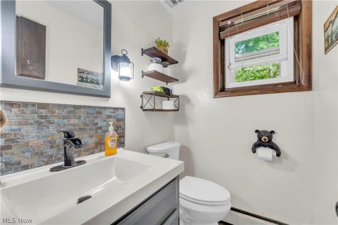 5239 Sleepy Hollow Road Valley City OH 44280