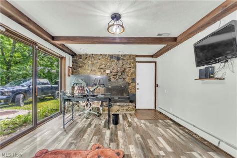 5239 Sleepy Hollow Road Valley City OH 44280