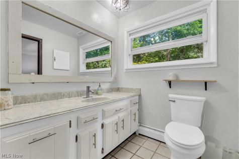 5239 Sleepy Hollow Road Valley City OH 44280