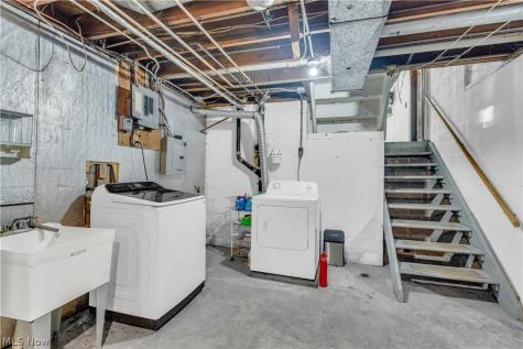 5239 Sleepy Hollow Road Valley City OH 44280