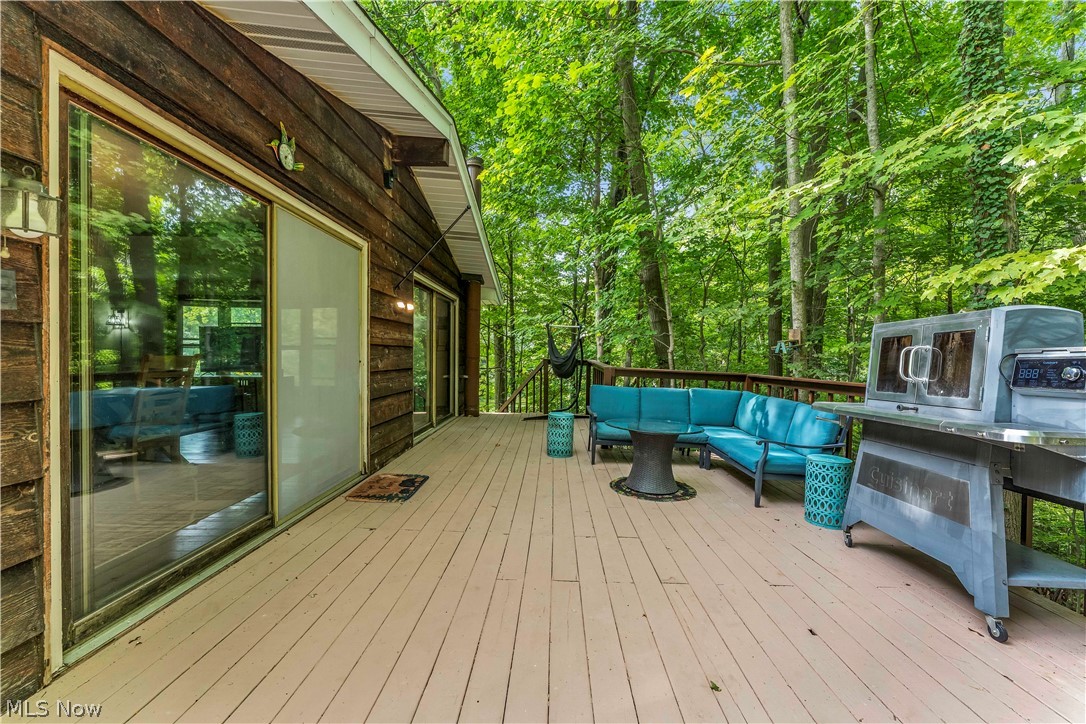 5239 Sleepy Hollow Road Valley City OH 44280