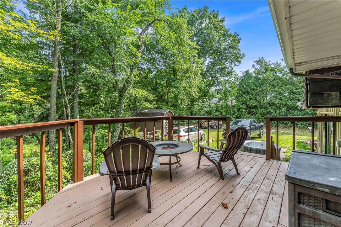 5239 Sleepy Hollow Road Valley City OH 44280