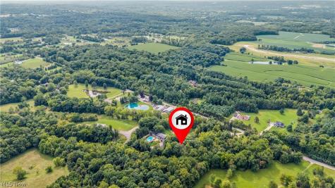 5239 Sleepy Hollow Road Valley City OH 44280