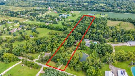 5239 Sleepy Hollow Road Valley City OH 44280