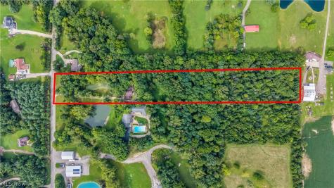 5239 Sleepy Hollow Road Valley City OH 44280