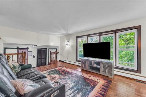 5239 Sleepy Hollow Road Valley City OH 44280