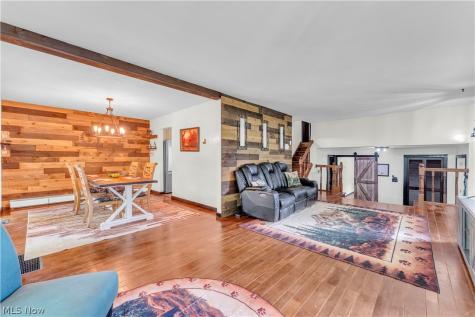 5239 Sleepy Hollow Road Valley City OH 44280
