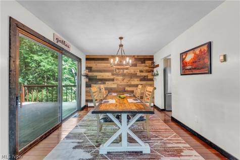 5239 Sleepy Hollow Road Valley City OH 44280
