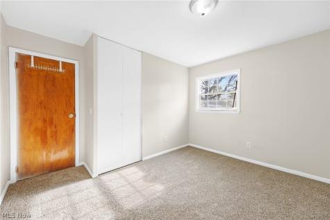 2456 Jackson Street Lorain OH 44052