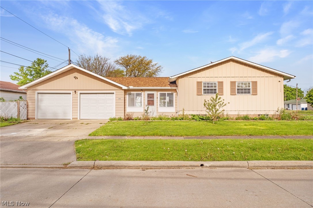 2456 Jackson Street Lorain OH 44052