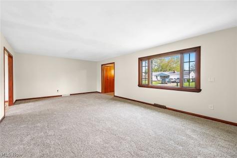 2456 Jackson Street Lorain OH 44052