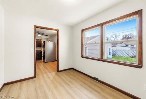 2456 Jackson Street Lorain OH 44052