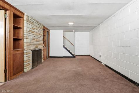 1980 Idlehurst Drive Euclid OH 44117