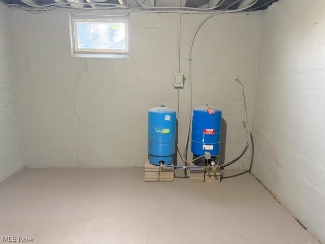 10512 State Route 36 SW Port Washington OH 43837