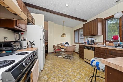 6451 Kungle Road Clinton OH 44216