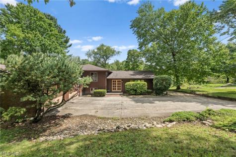6451 Kungle Road Clinton OH 44216