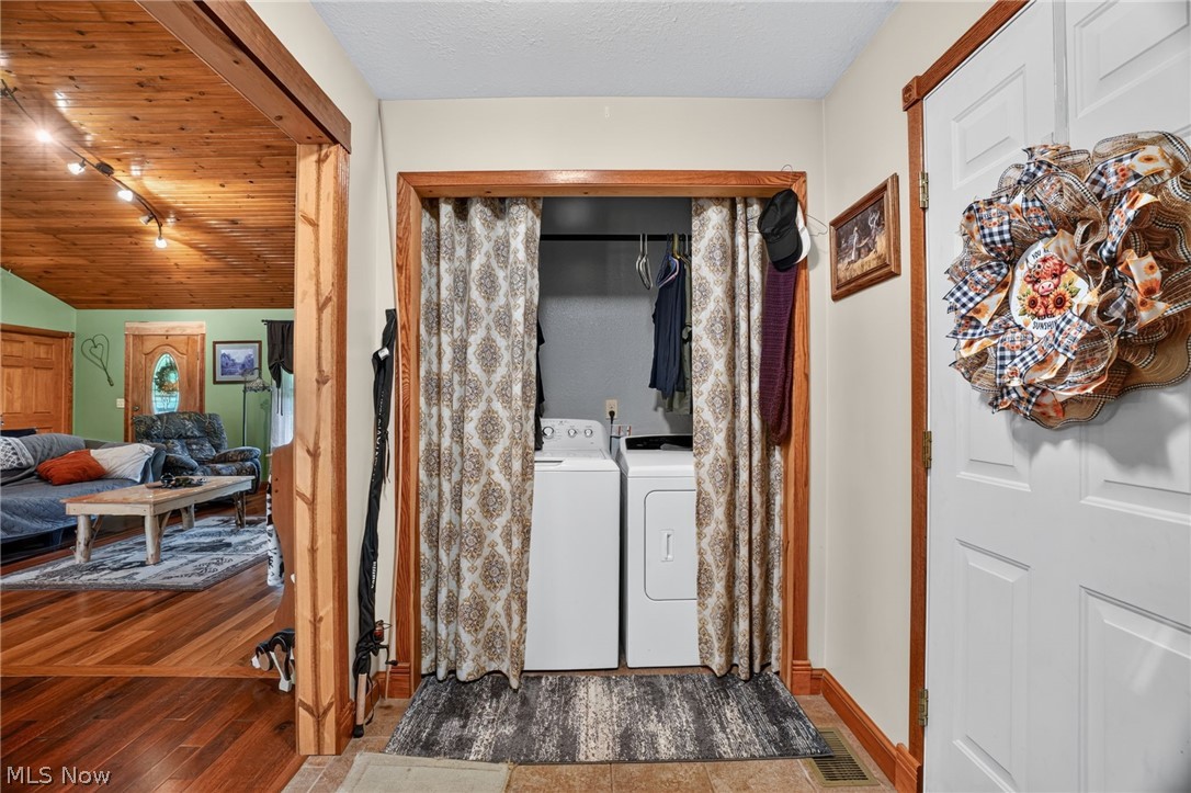 4393 Middle Road Conneaut OH 44030