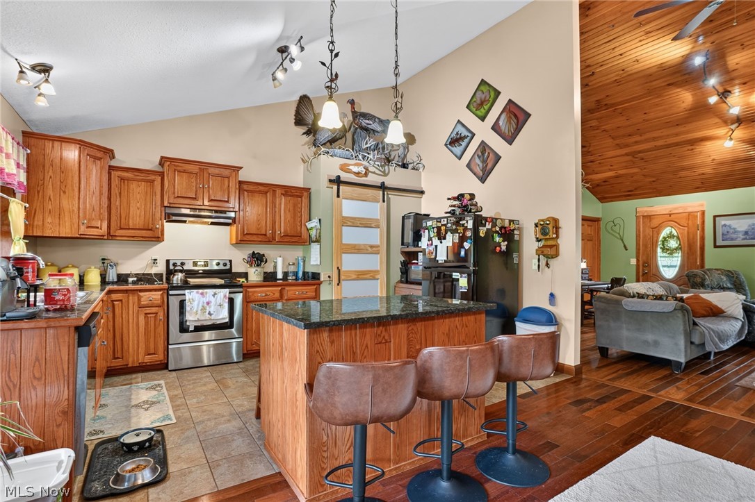 4393 Middle Road Conneaut OH 44030