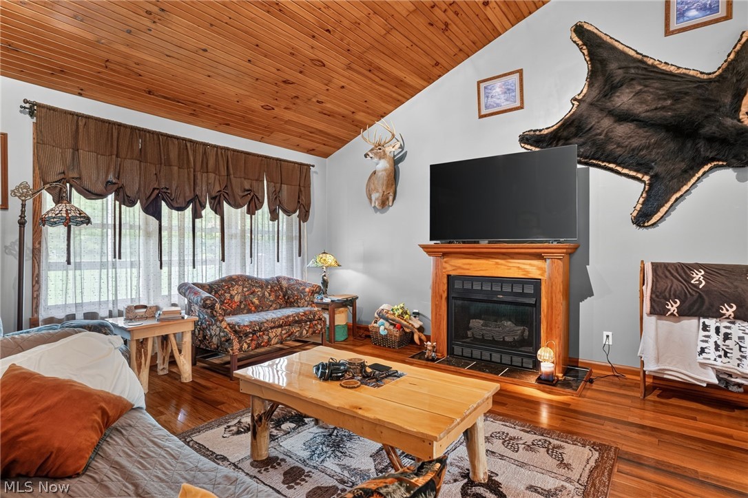 4393 Middle Road Conneaut OH 44030