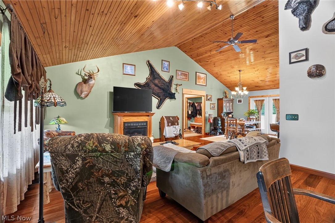 4393 Middle Road Conneaut OH 44030