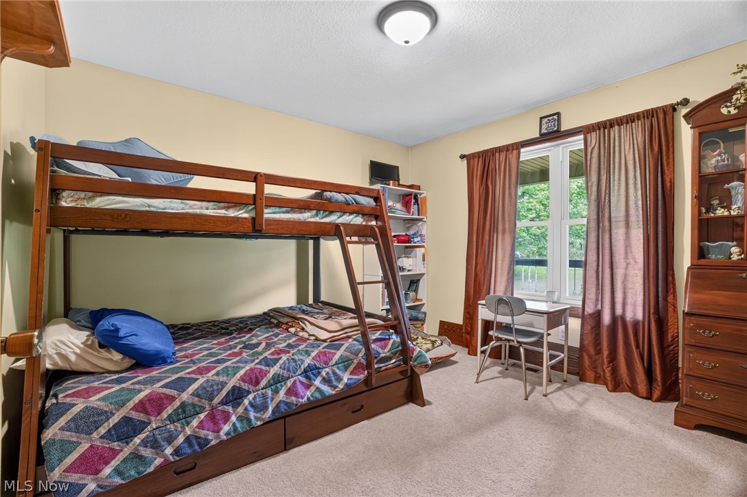 4393 Middle Road Conneaut OH 44030