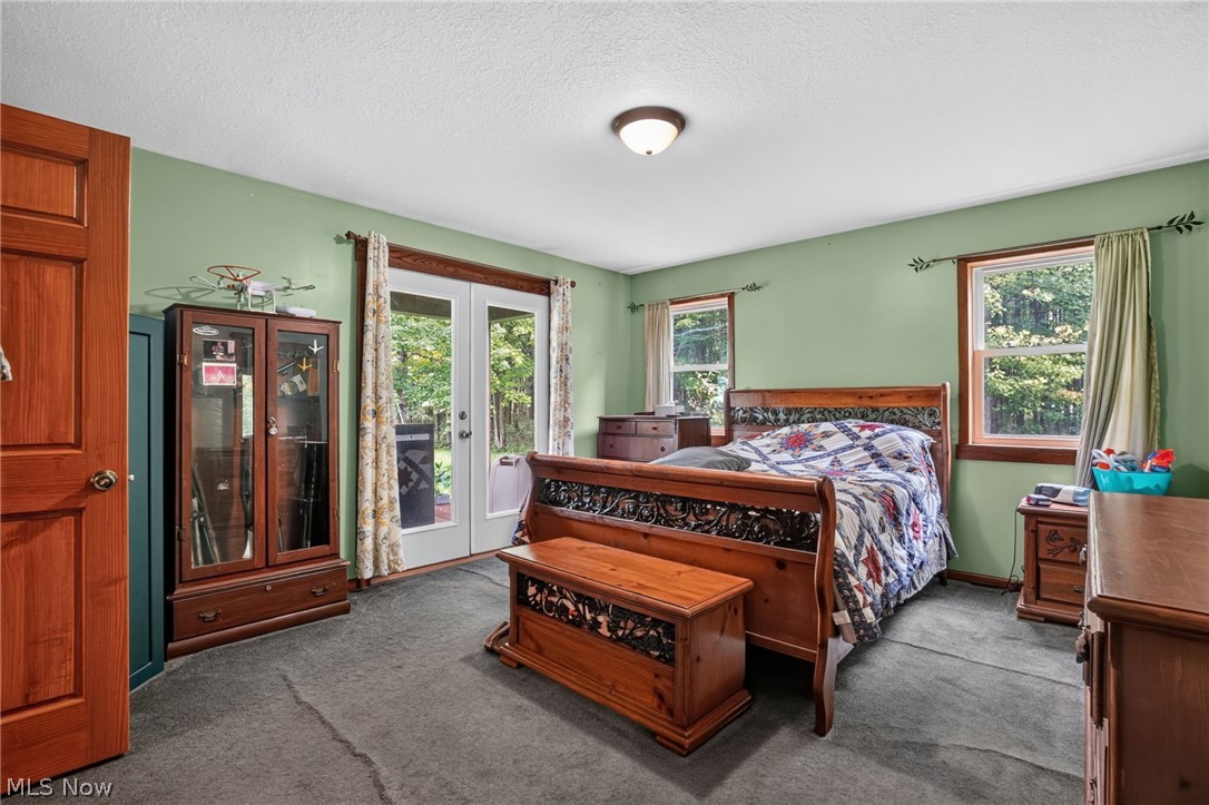 4393 Middle Road Conneaut OH 44030