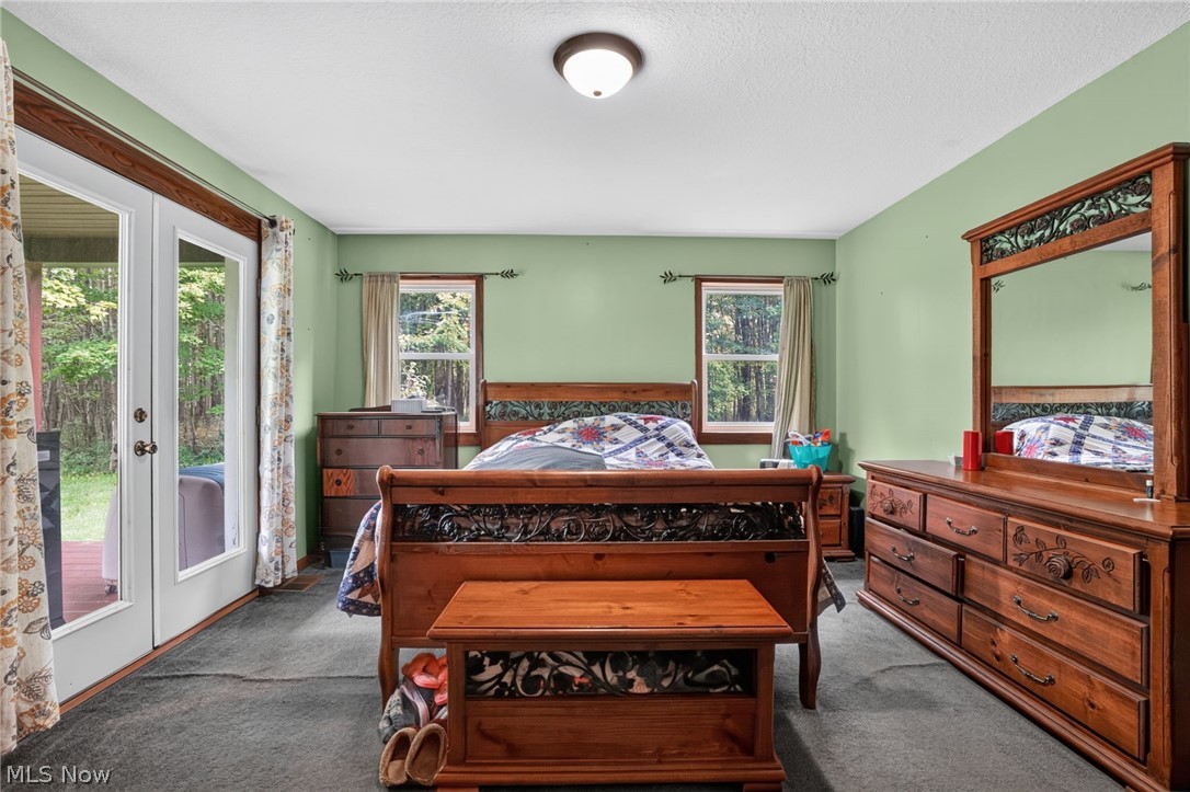 4393 Middle Road Conneaut OH 44030