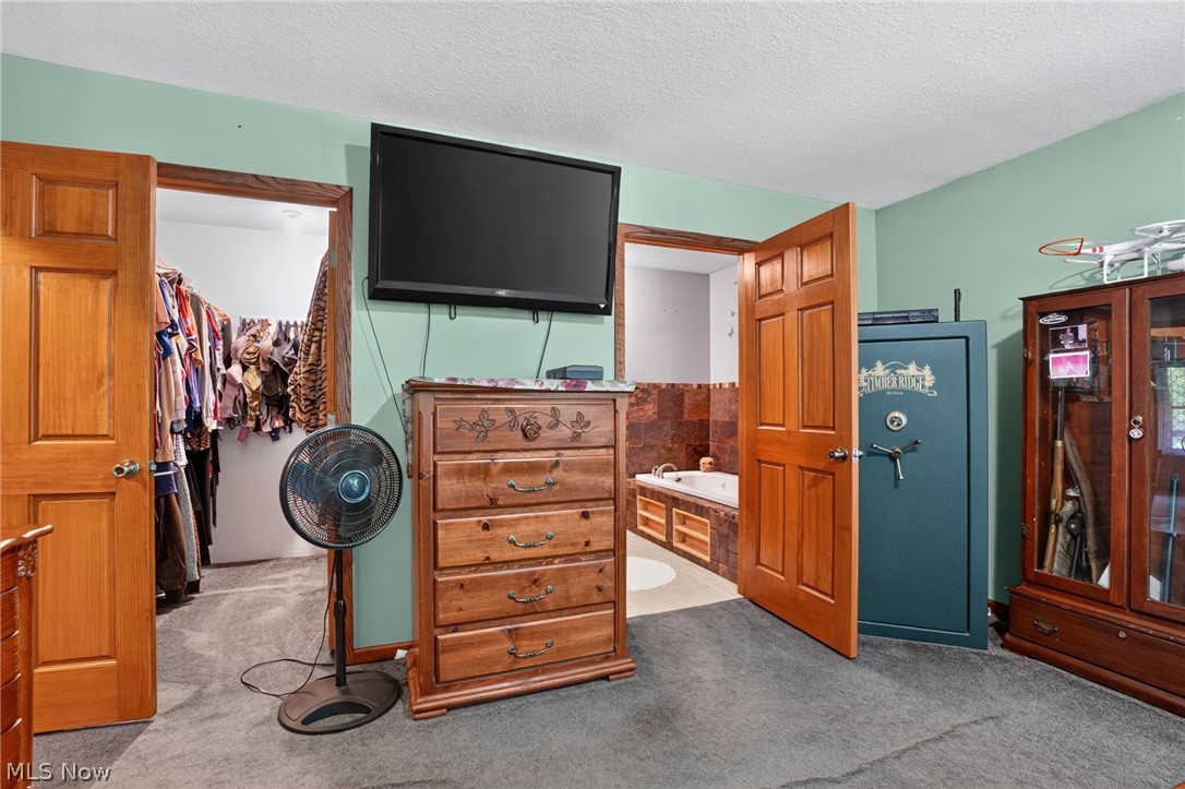 4393 Middle Road Conneaut OH 44030